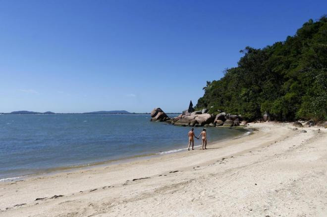 A pequena praia de Pedras Altas, em Palhoça, Santa Catarina. Foto: dc.clicrbs.com.br/sc.