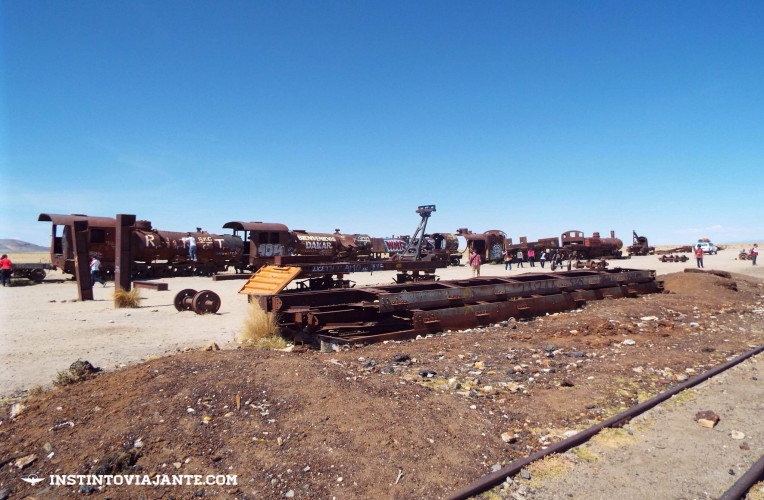 cementerio de trenes uyuni bolivia cemiterio de trens tour salar