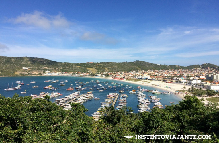 Praia dos Anjos, Arraial do Cabo-RJ, vista da trilha para a praia do Forno