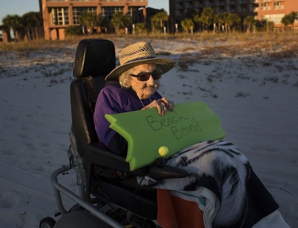 as vesperas de completar 101 anos ruby holt realizou um sonho ver o mar pela primeira vez em sua vida 1416584518380_615x470
