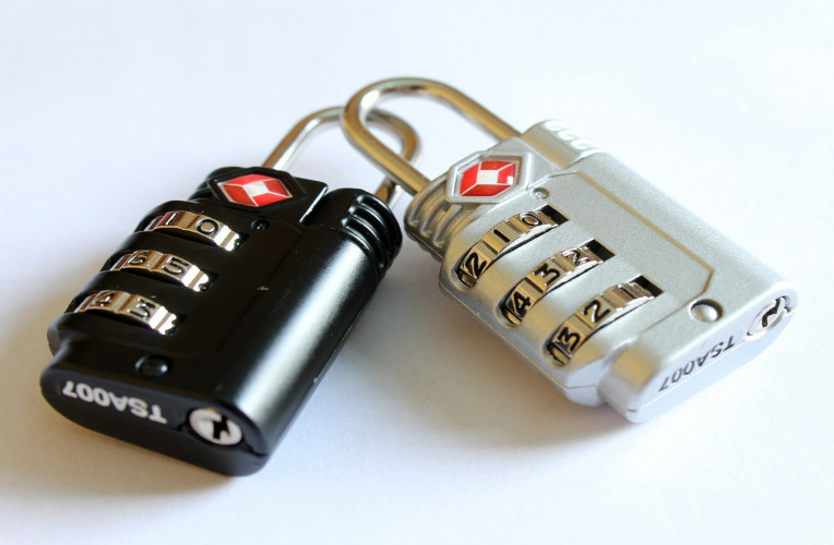padlocks 597815_1280