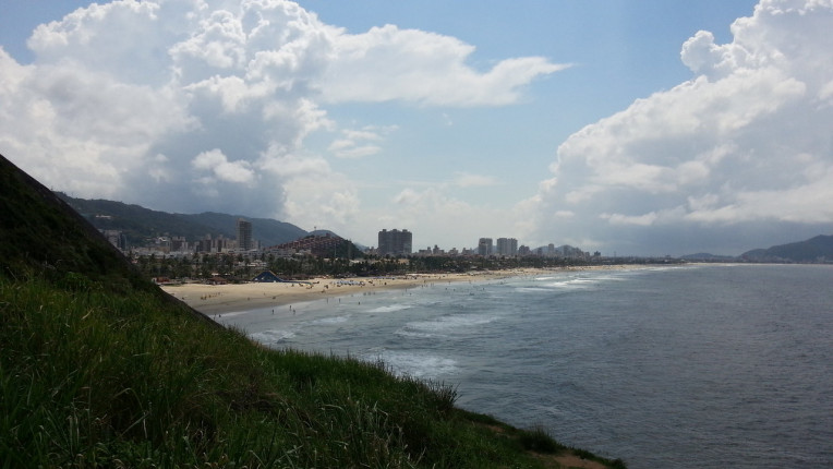 Praia do Tombo, Guarujá, SP - Melhores praias brasileiras para surfar