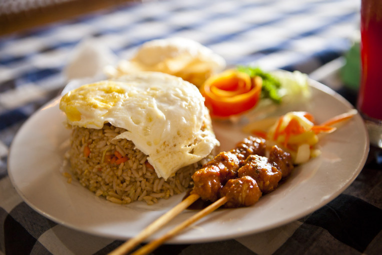 Nasi Goreng - Prato tipico de Bali, Indonésia