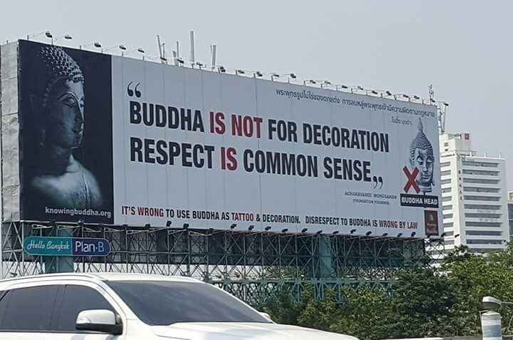 Outdoor Buda não é decoração na Tailandia