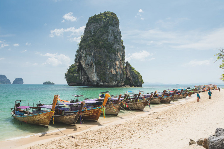 Barcos tailandeses long tail boat - Railey Beach