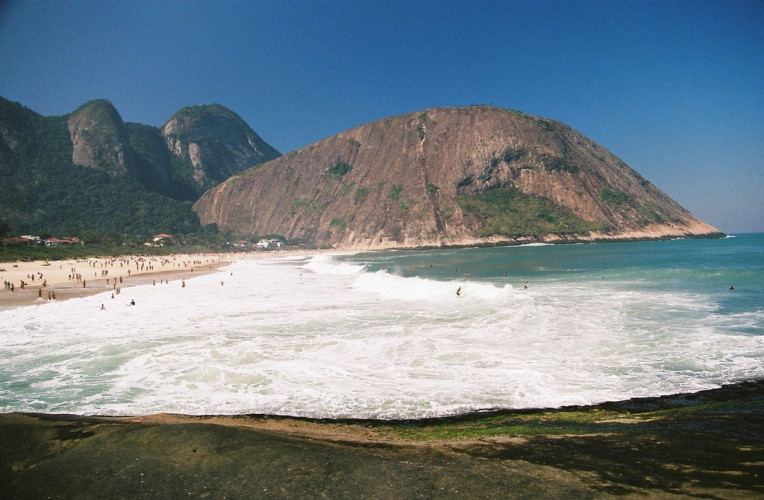 Praia de Itacoatiara no Rio de Janeiro